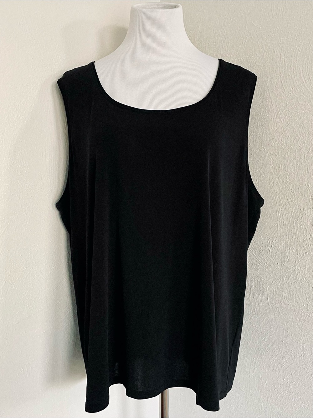 Eileen Fisher Black 100% Silk Scoop Neck Sleeveless Tank Top Cami Shell - 3X
